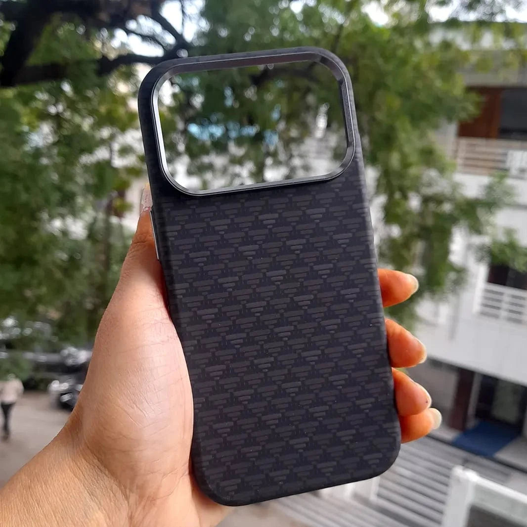 ktusu Generic Cases & Covers Aramid Fiber Magnetic Magsafe Slim Case for iPhone 17 Pro Max Triangular Texture Tan