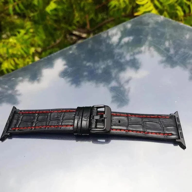 ktusu Generic Watch Bands Crocodile Leather Texture Red Thread Silicone Band for Apple Watch 42 | 44 | 45 | Ultra 49 | 46mm S10 Black