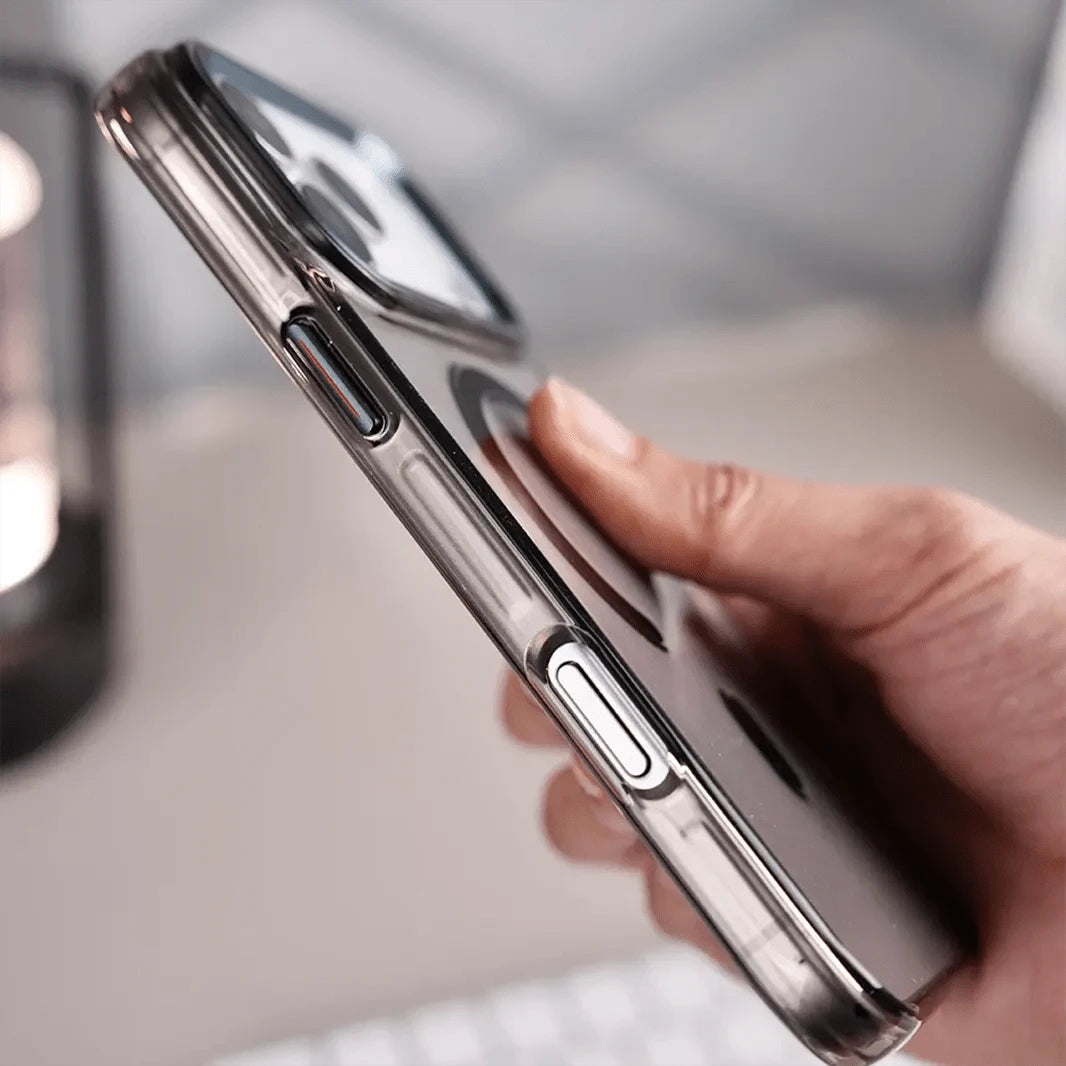 ktusu Generic Cases & Covers Cystal Clear Slim Metal Keys Magsafe Case for iPhone 17 Pro Max