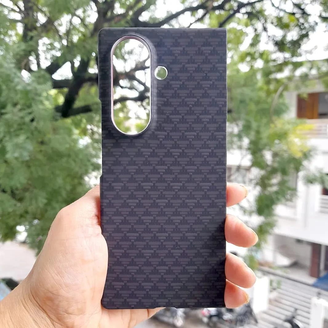 ktusu Generic Cases & Covers Kevlar Aramid Fiber Magnetic Magsafe Slim Case for Samsung Z Fold7 Abstract Carbon Fiber Red