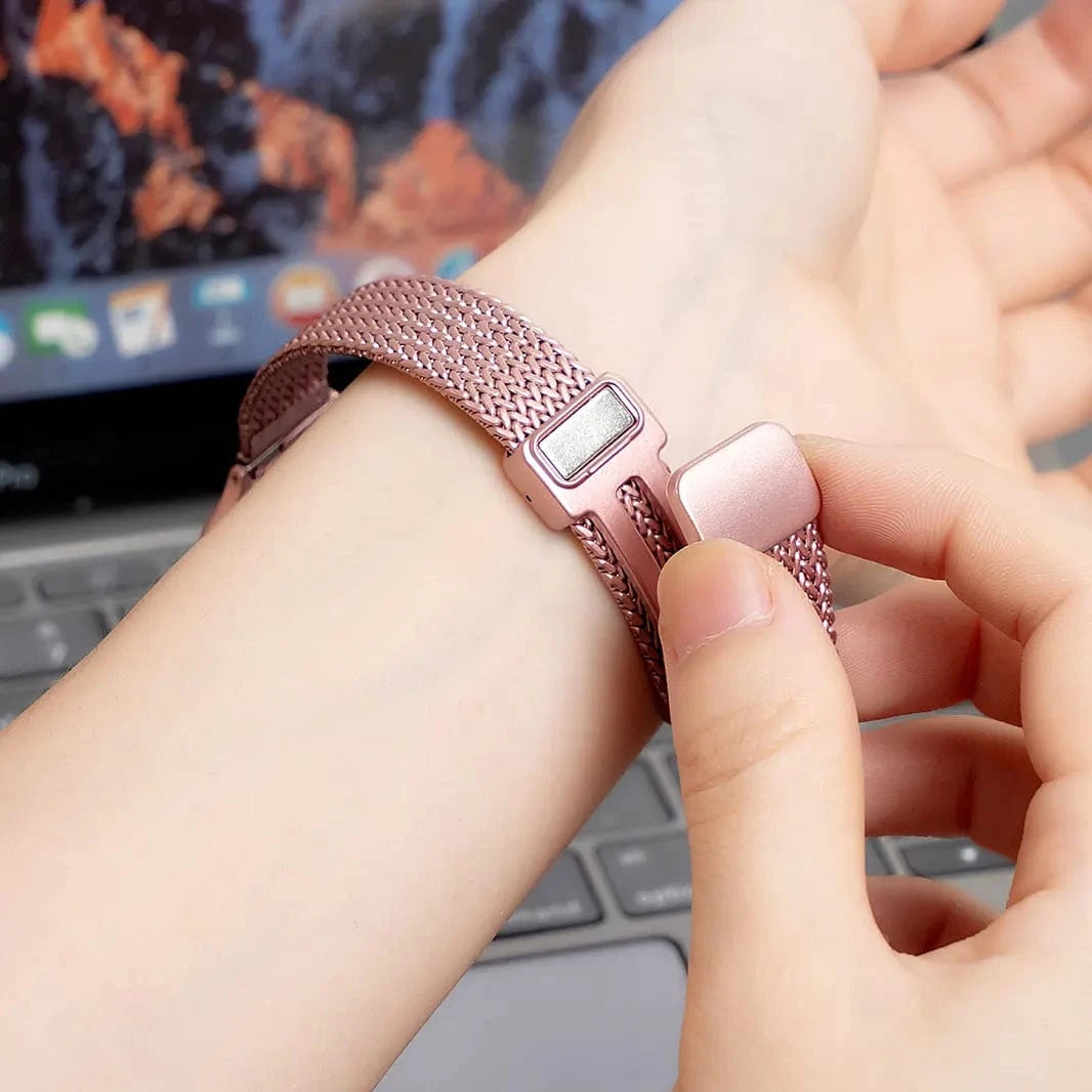 ktusu Generic Watch Bands Milanese Magnetic Slim D-Buckle Band for Apple Watch 38 | 40 | 41 | 42mm S10