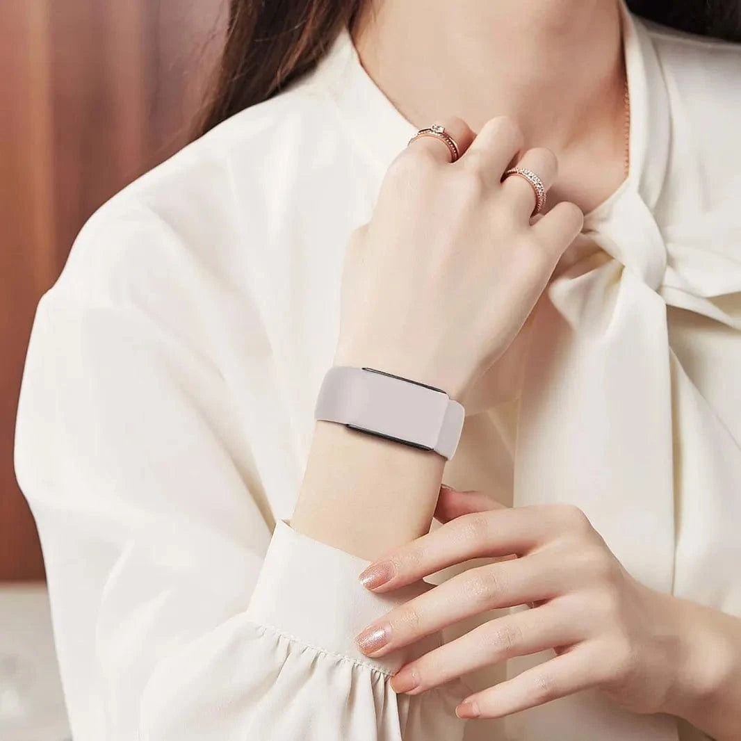 ktusu Generic Watch Bands Sports Silicone Loop Adjustable Replacement Strap for Whoop 4.0