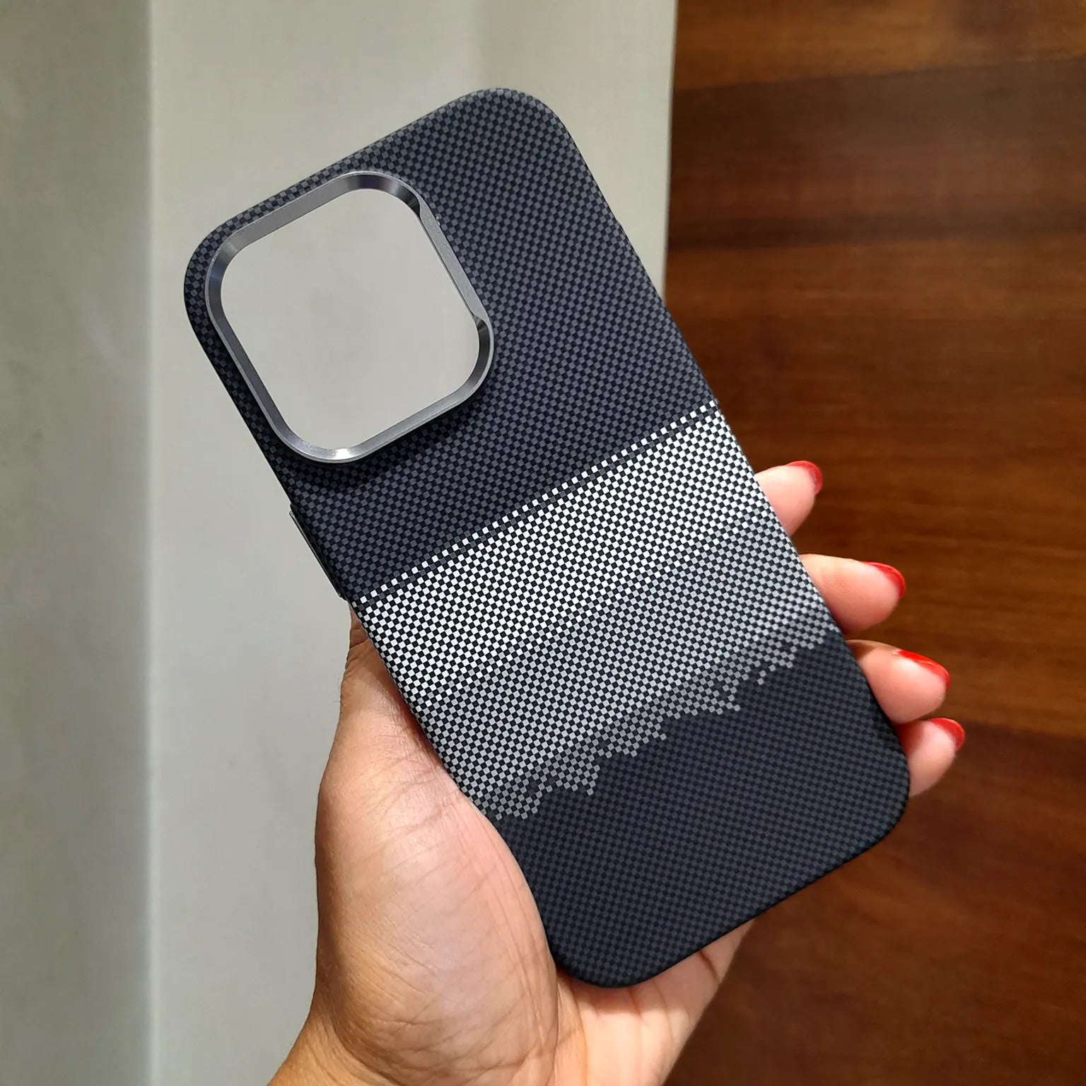 Aramid Texture Magnetic Magsafe Slim Case for iPhone 16 KTSUFP7DA 8980149446650