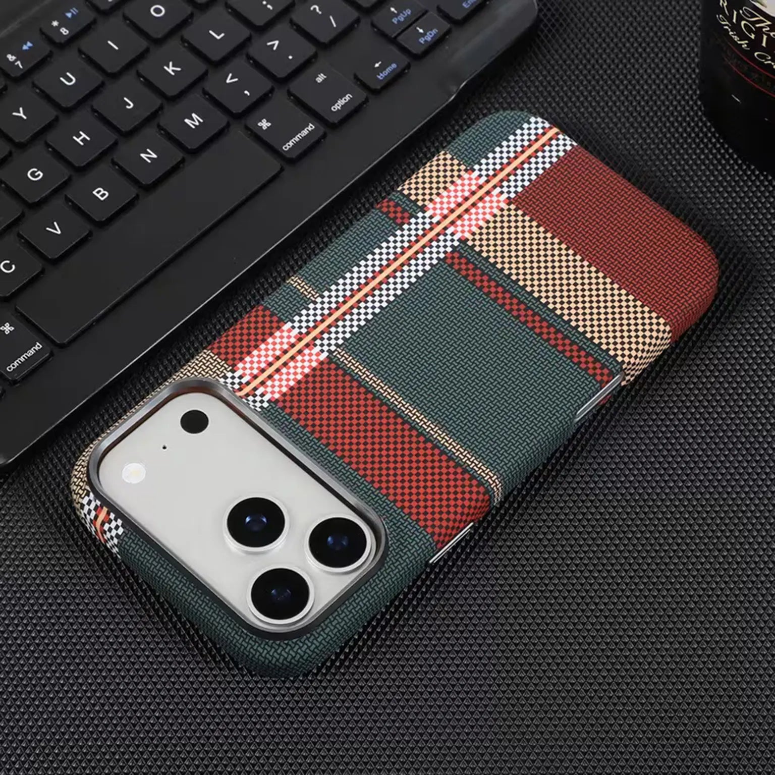 Aramid Texture Magnetic Magsafe Slim Case for iPhone 17 Pro