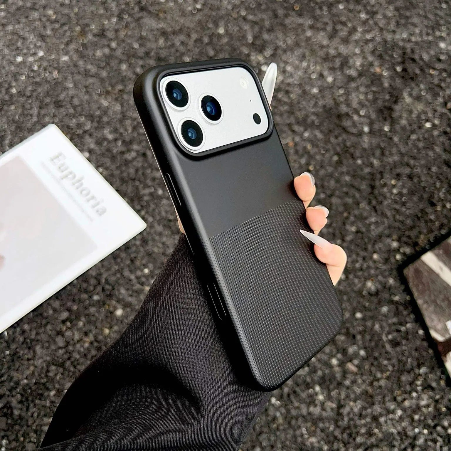 Half TechWoven Texture Case with MagSafe for iPhone 17 Pro