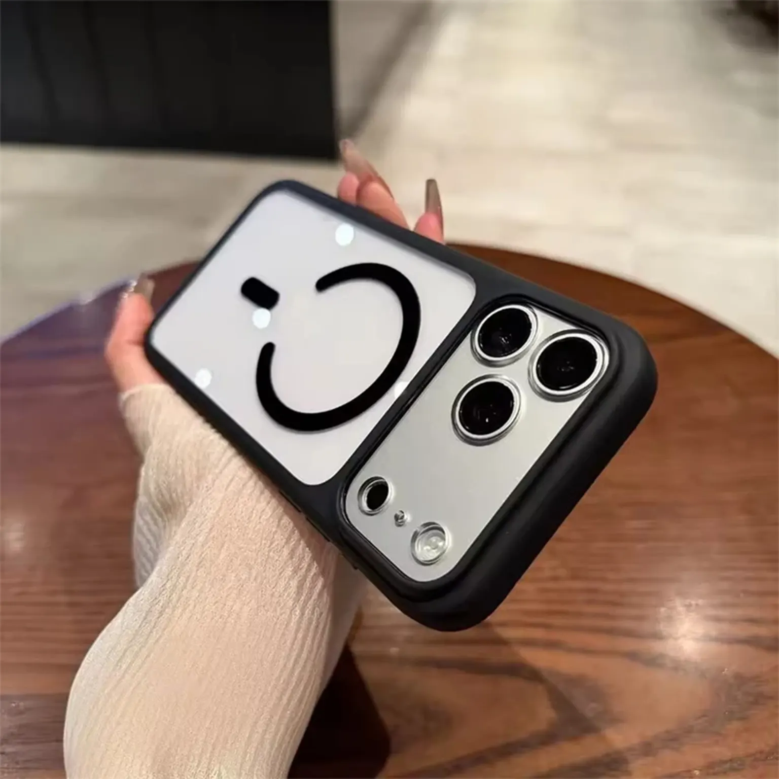 Camera Protective Ultra Crystal Clear Matte Frame MagSafe Case for iPhone 17 Pro