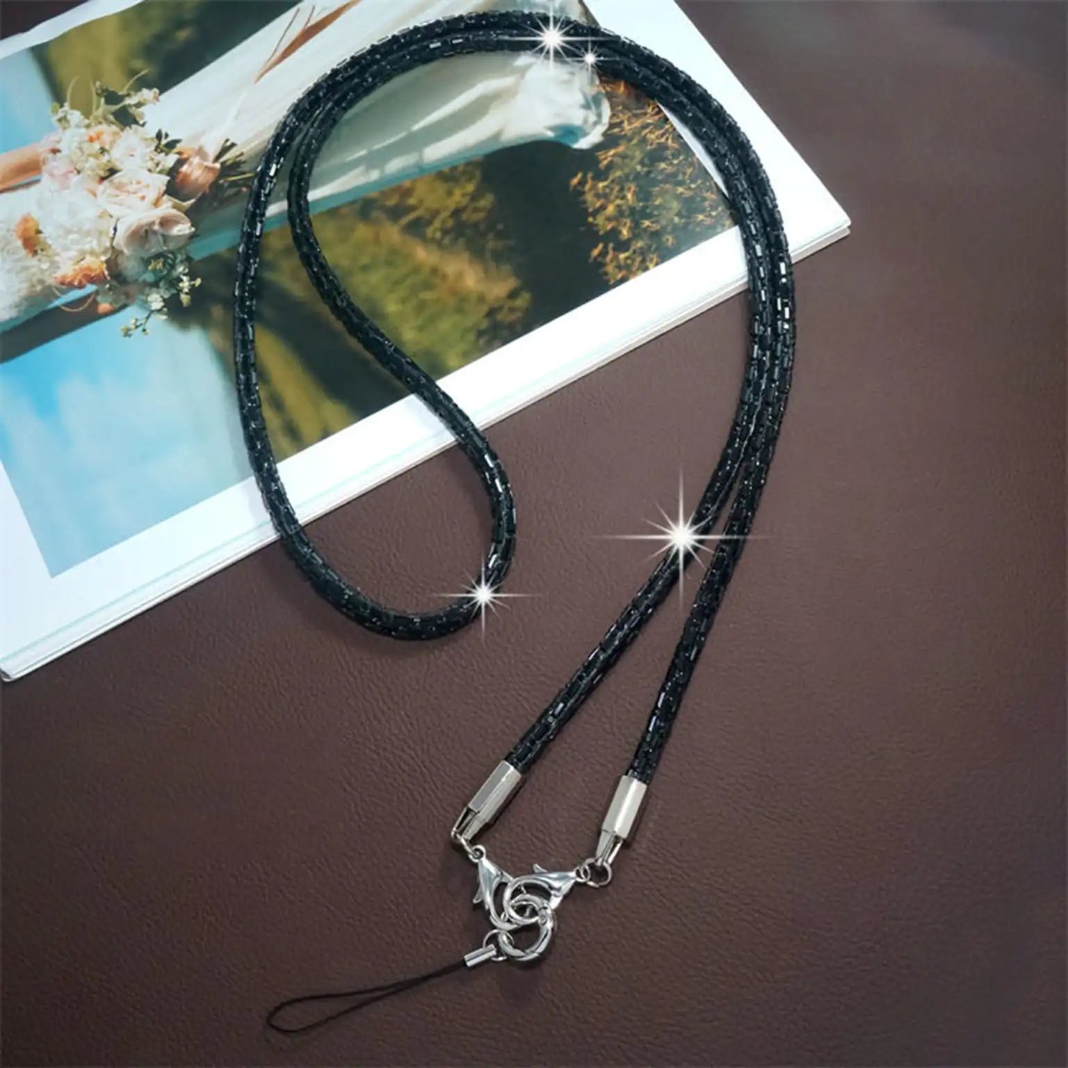 Rhinestone Bling Full Diamond Crossbody Long Strap for The Neck And Shoulder Mobile Phone Lanyard