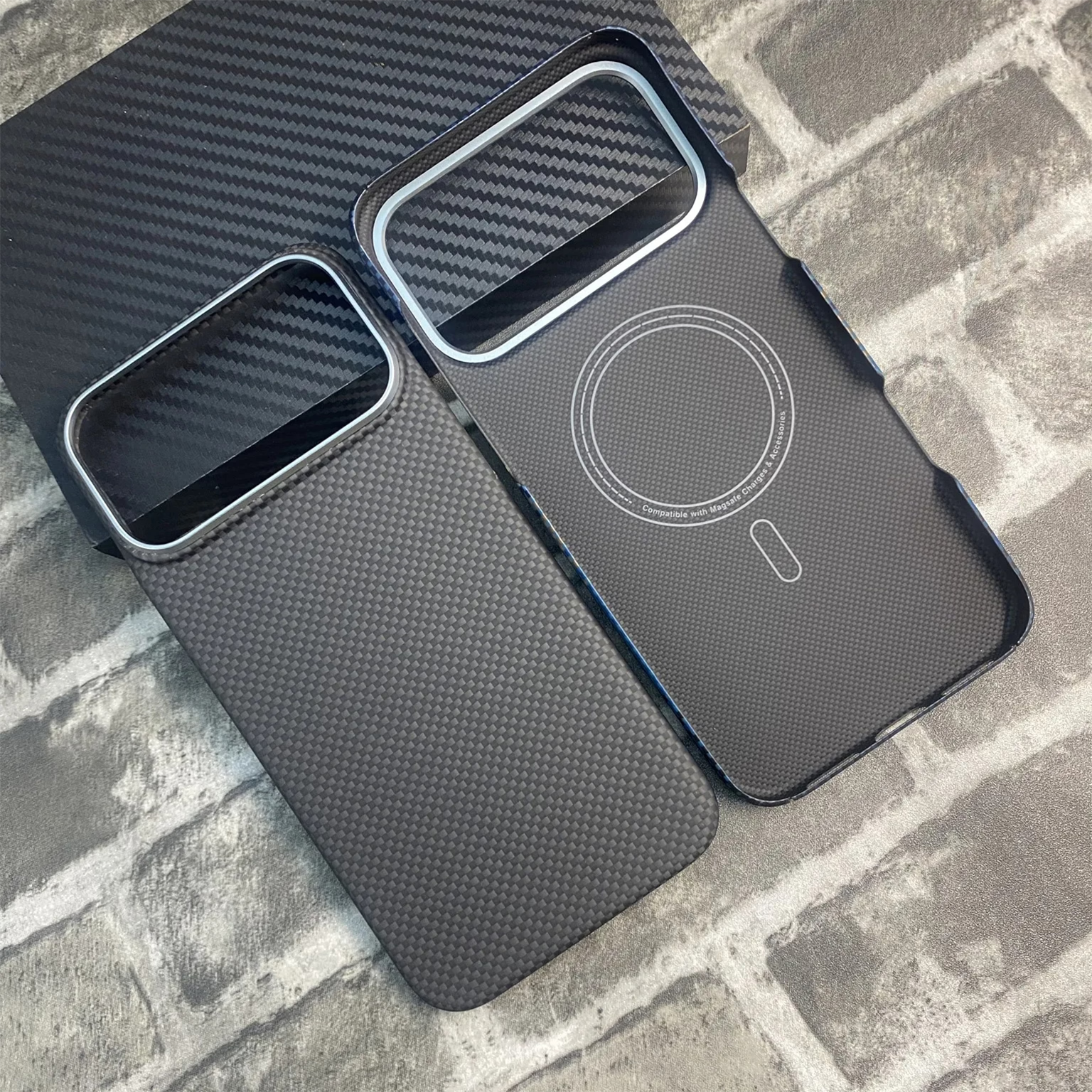 Real Aramid Kevlar Fiber Magsafe Case for iPhone 17 Pro