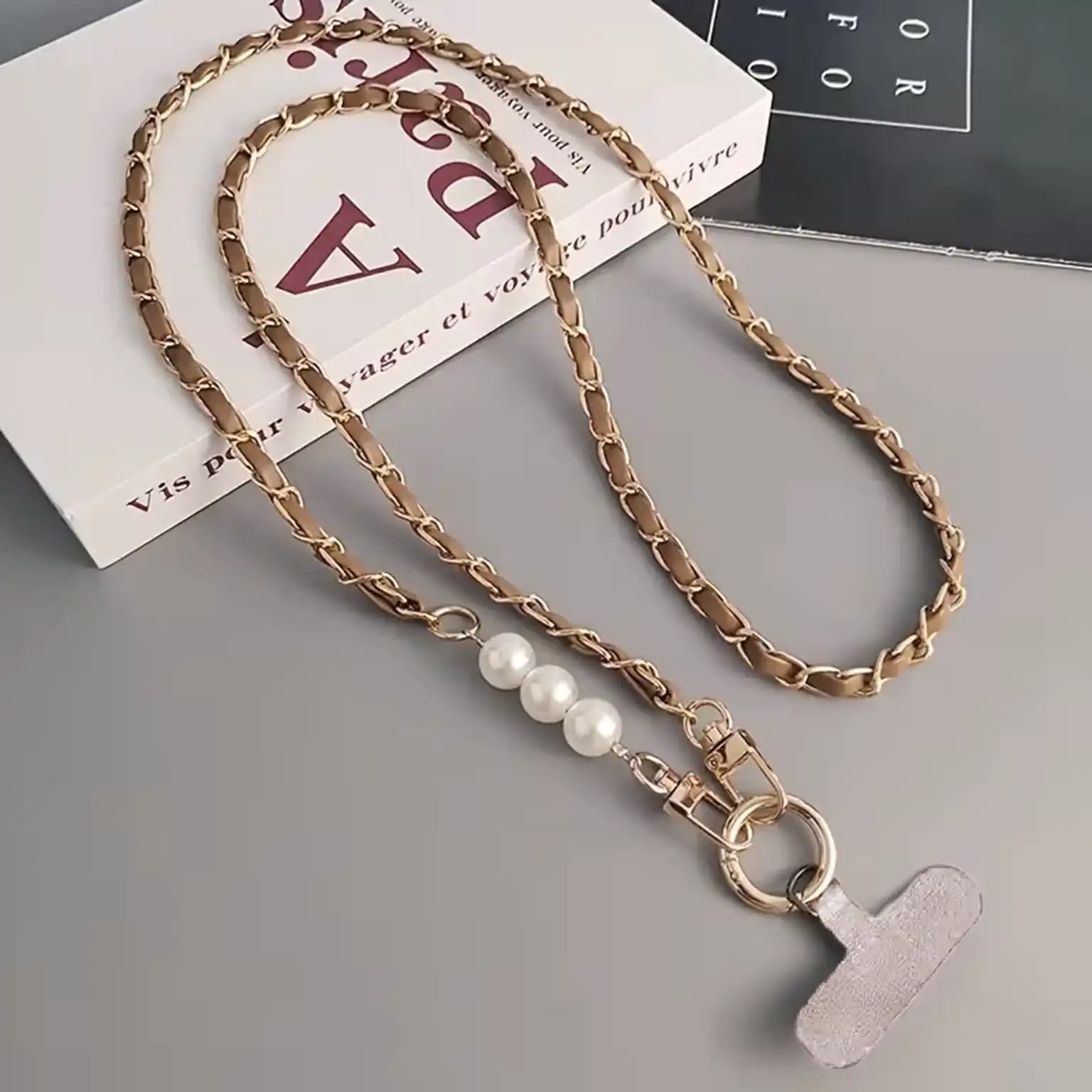 chain lanyard with pearl accents 