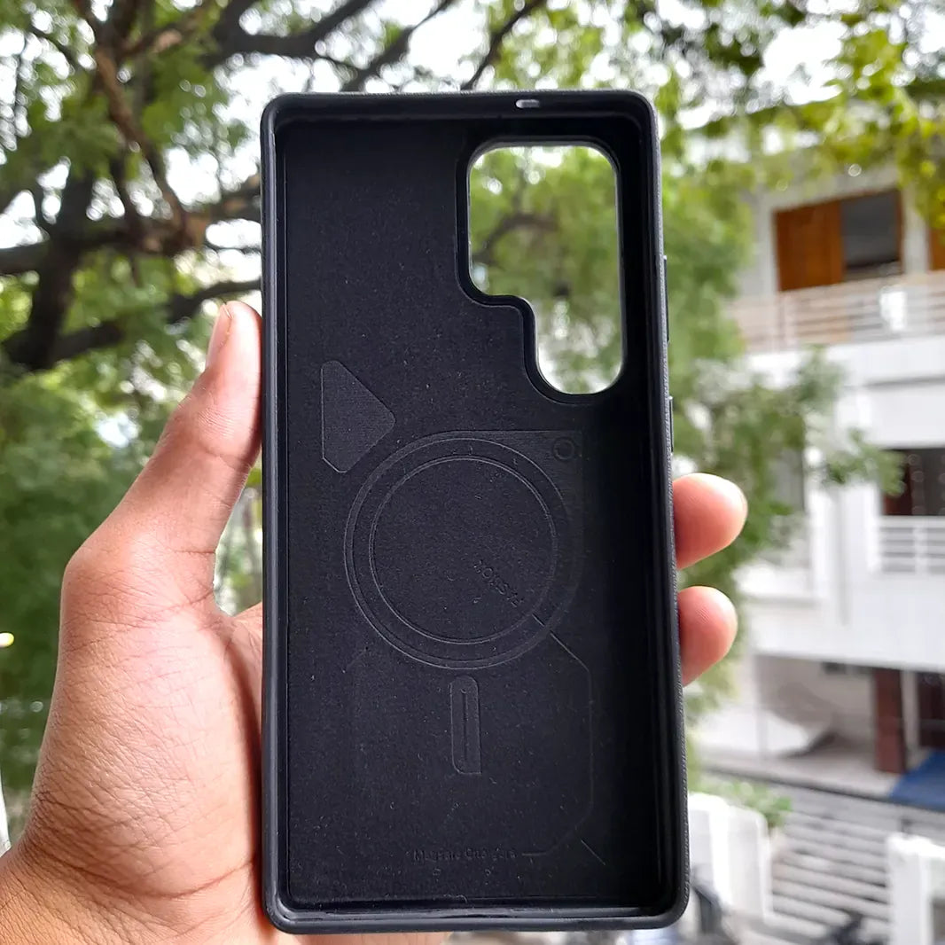 ktusu Generic Cases & Covers Dual Shade Leather Metal Button Magsafe Case for Samsung S25 Ultra