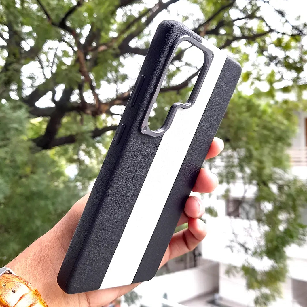 ktusu Generic Cases & Covers Dual Shade Leather Metal Button Magsafe Case for Samsung S25 Ultra