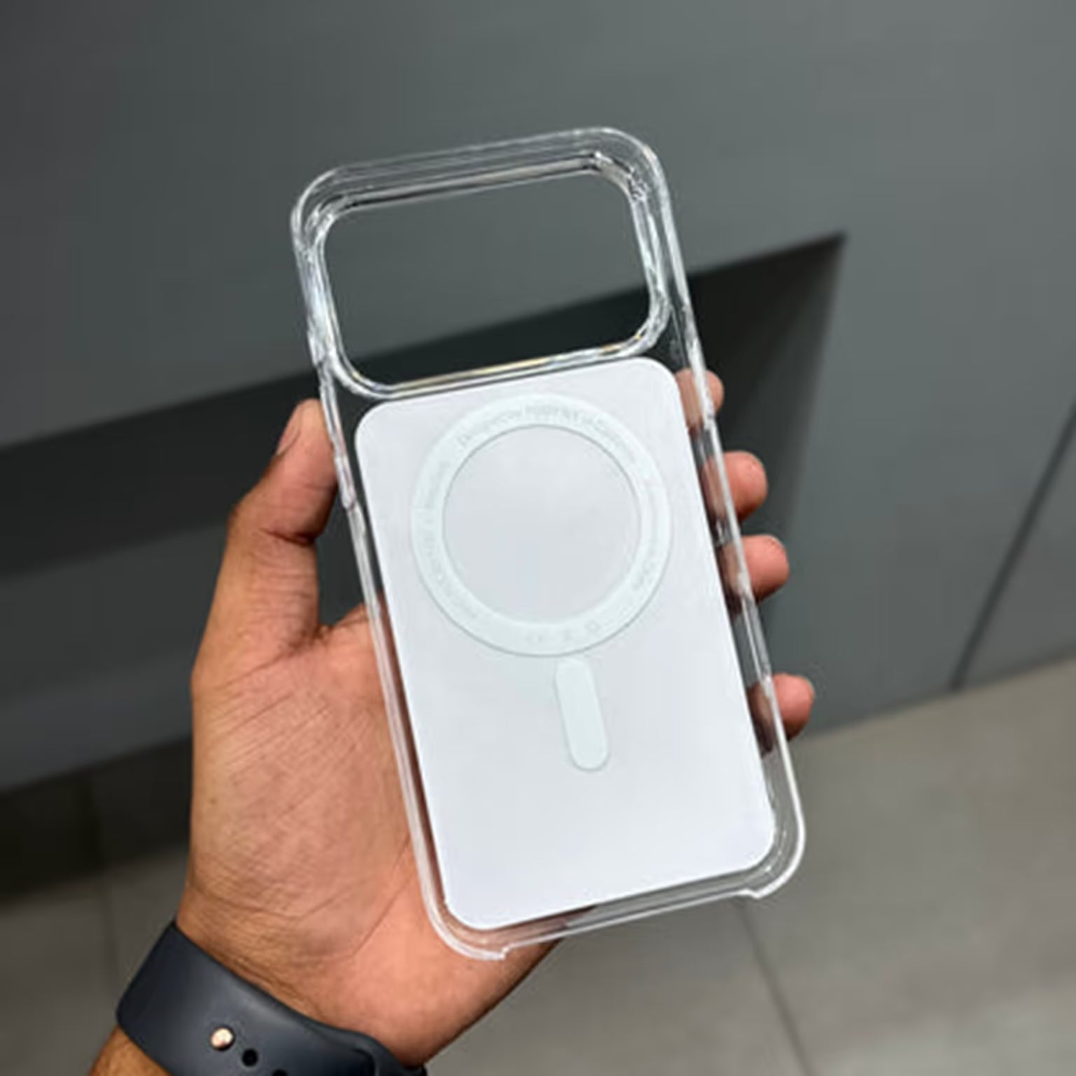 Strong Magnet Acrylic Crystal Clear Back Camera Control Magsafe Case for iPhone 17 Pro Max