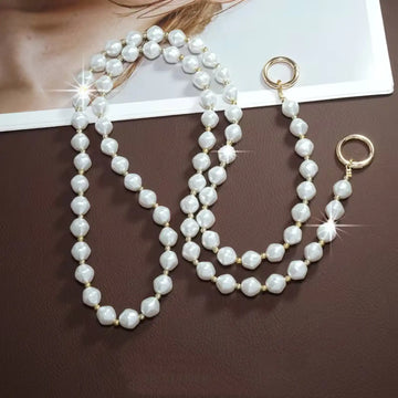 Luxurious White Lantern Pearls Long Strap for The Neck And Shoulder Phone Lanyard with Transparent Card Holder