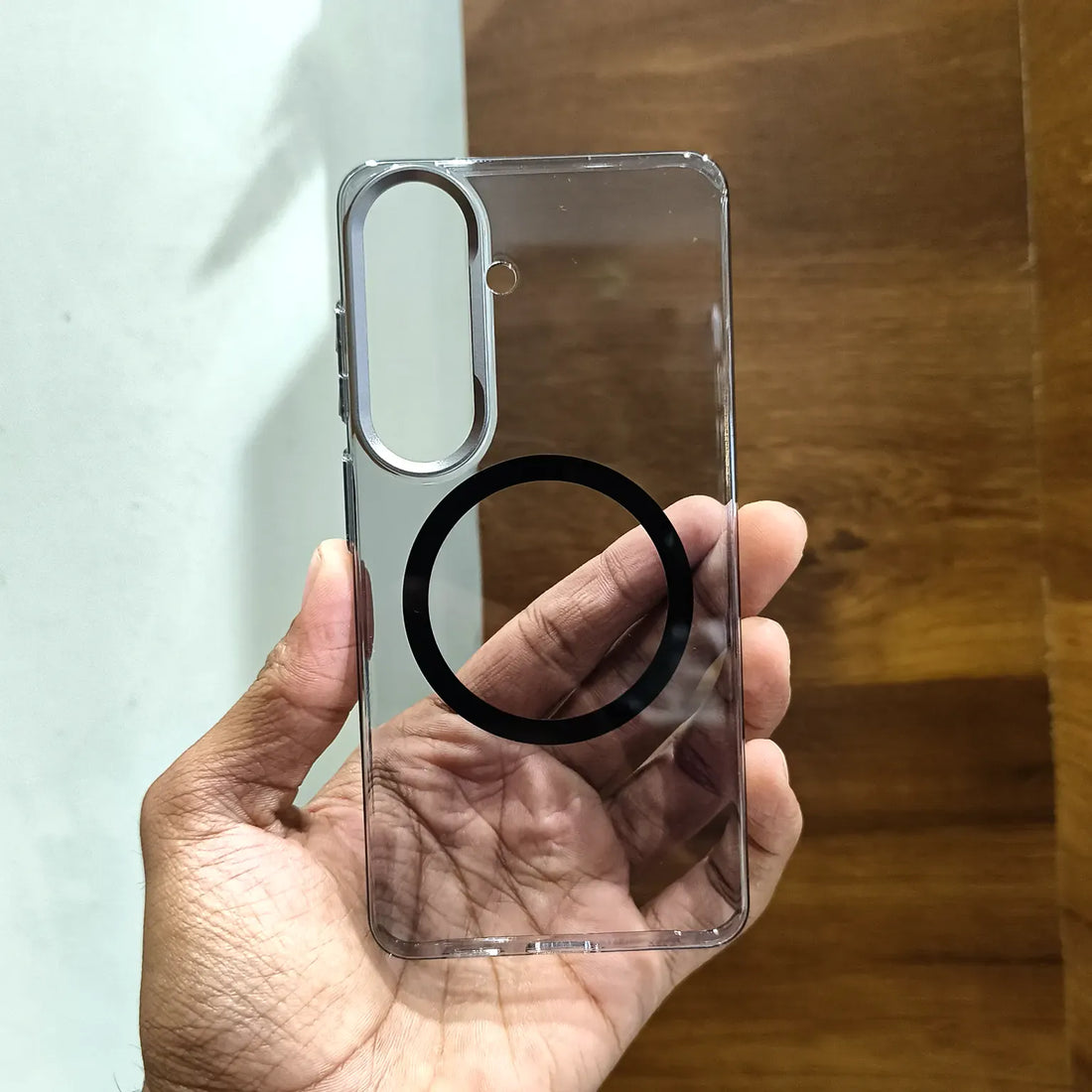 Cases & Covers Glossy Crystal Ultra-Thin Slim Metal Key Magsafe Case for Samsung S26