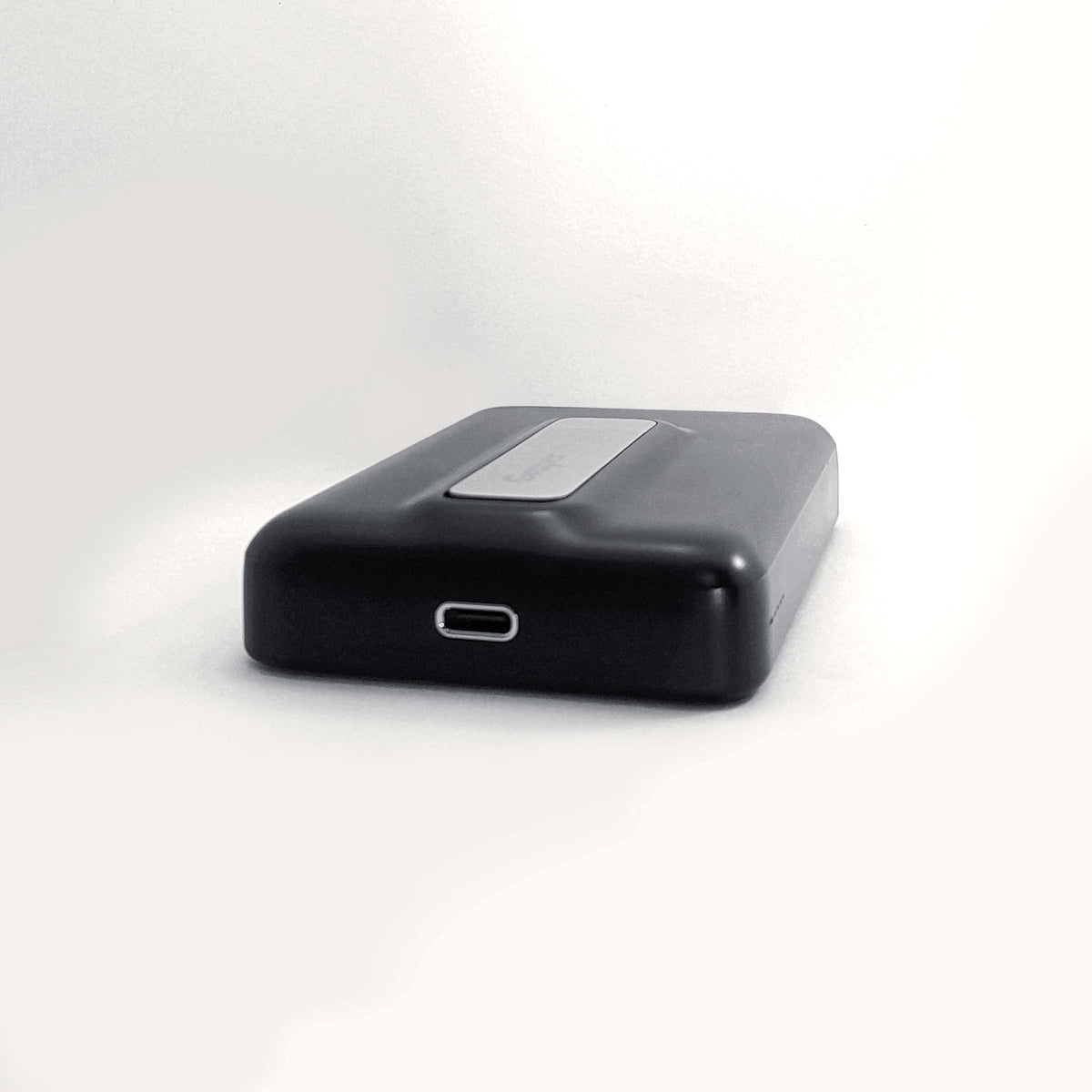 Graper PW136D Qi2 10000mAh Magnetic Power Bank PW136D 8939121397046