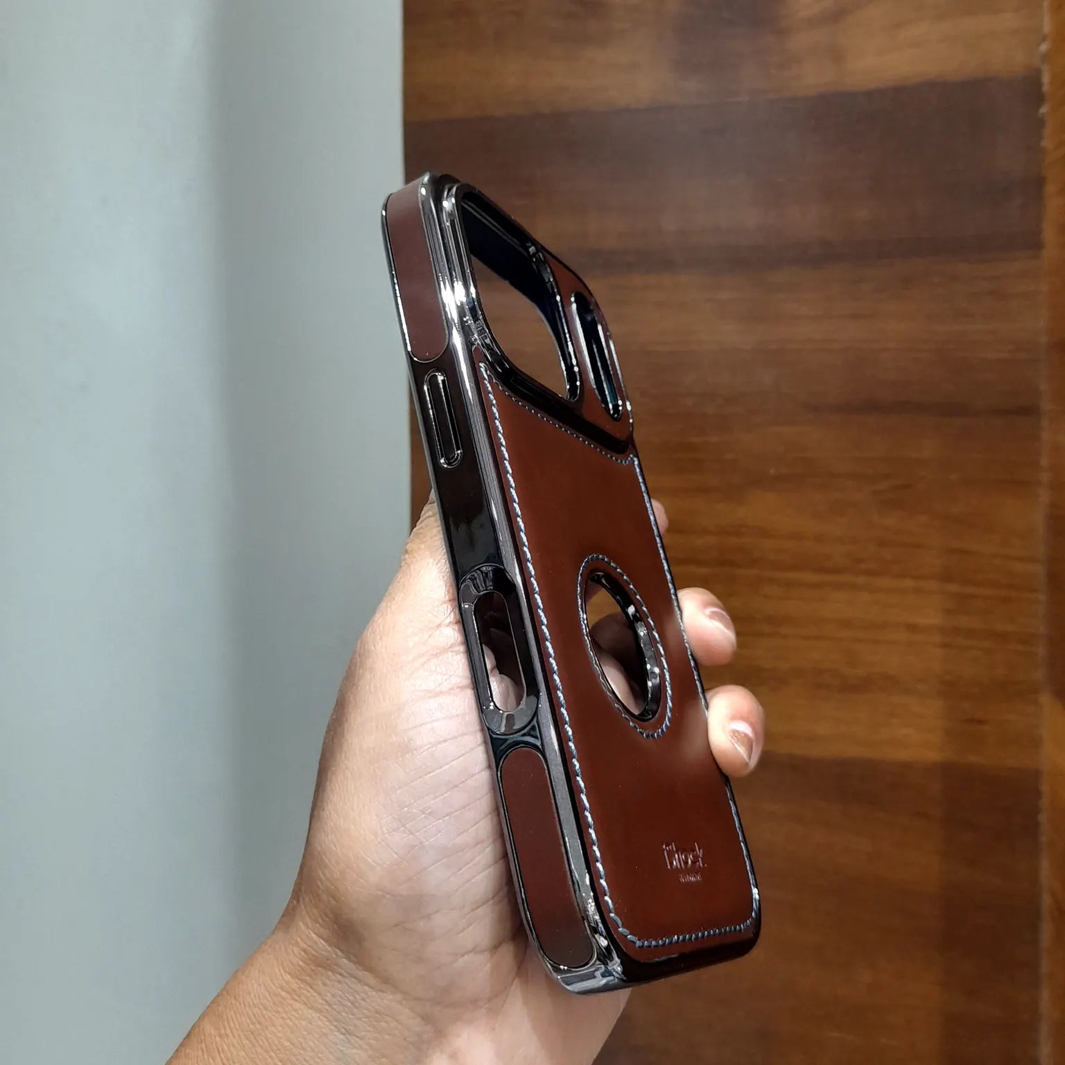 iShock PU Leather Electroplating Chrome Case for iPhone 17 Pro Max