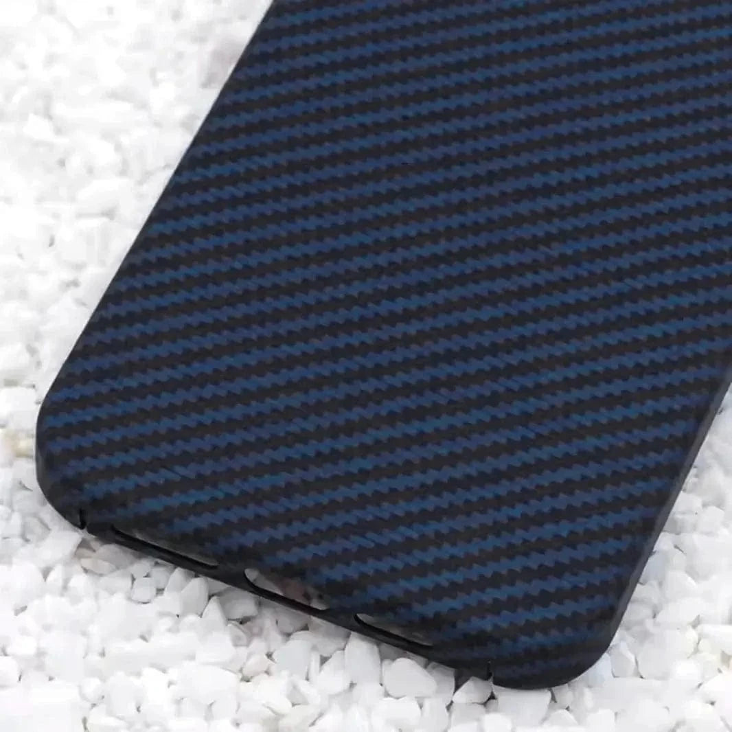 Real Aramid Carbon Fiber Magsafe PC Case for iPhone 16 Pro - Ktusu