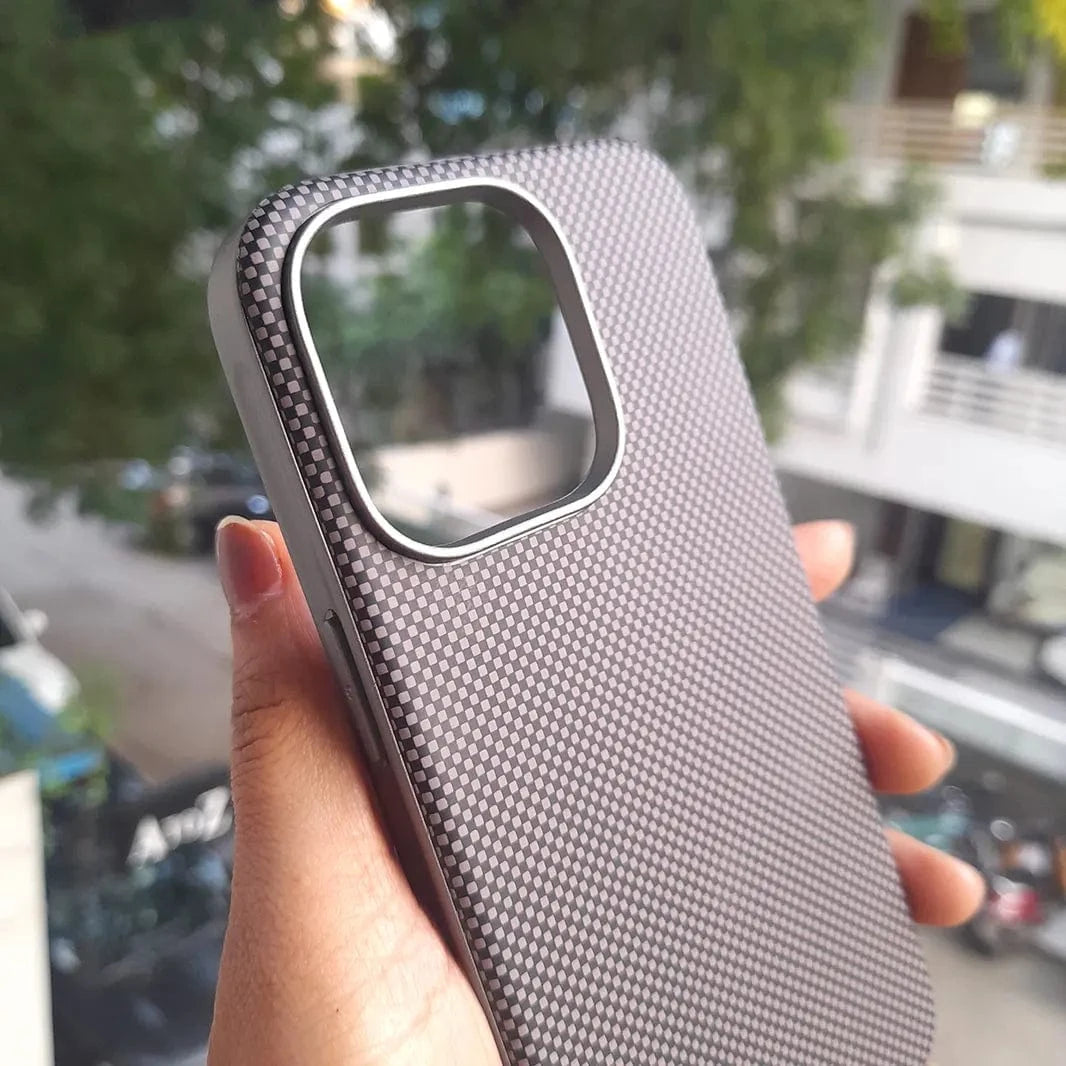 ktusu Generic Cases & Covers Lens Armor TPU Edge Checks Pattern Case for iPhone 16 Pro Max Desert Titanium