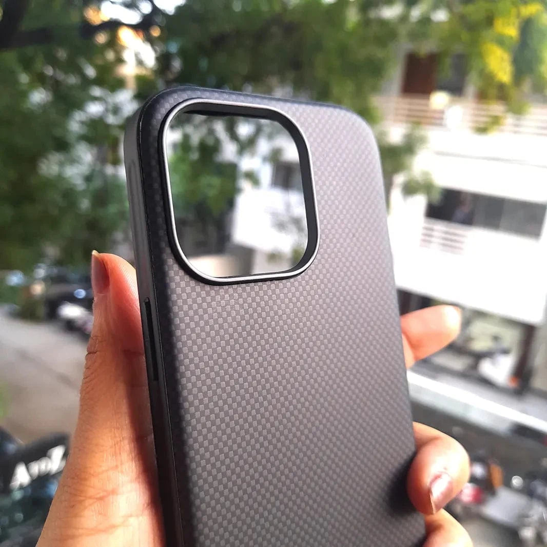 ktusu Generic Cases & Covers Lens Armor TPU Edge Checks Pattern Case for iPhone 16 Pro Max