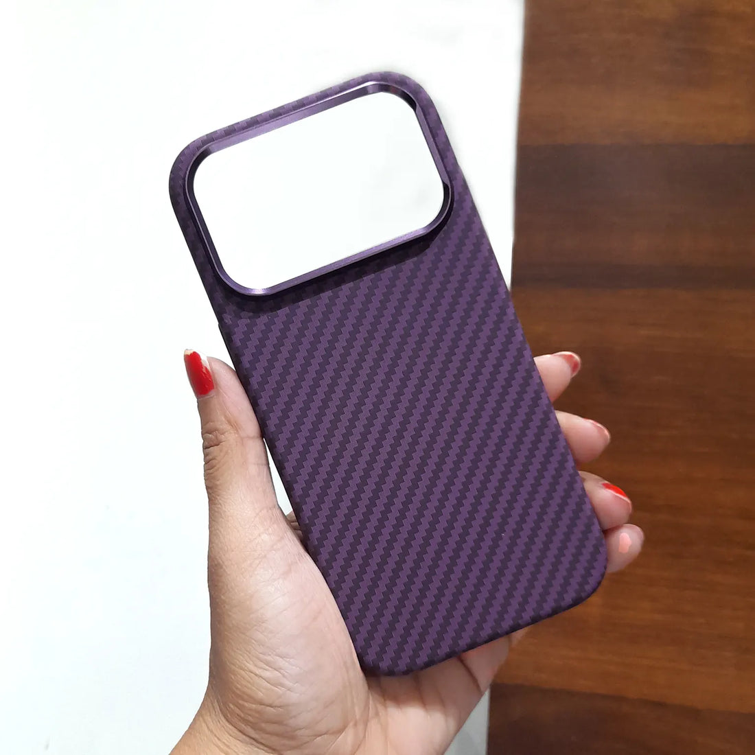LUXO Ultra Hybrit Magfit Magnetic Metal Camera Frame Hard Case for iPhone 18 Pro Max KTSUOVUG3 8968180382755