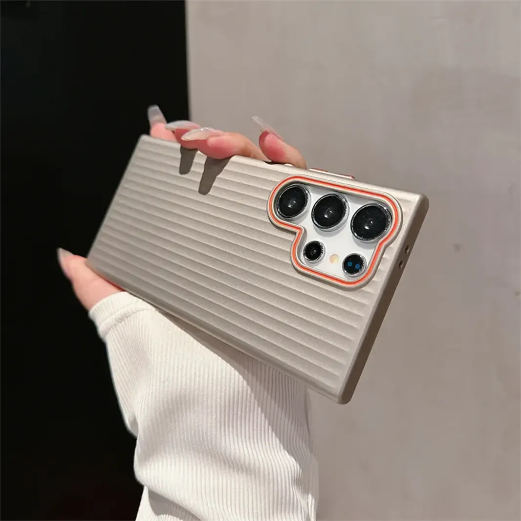 without magsafe / Natural Titanium Matte Corrugated Magnetic Magsafe Hard Case for Samsung S25 Ultra Cases & Covers