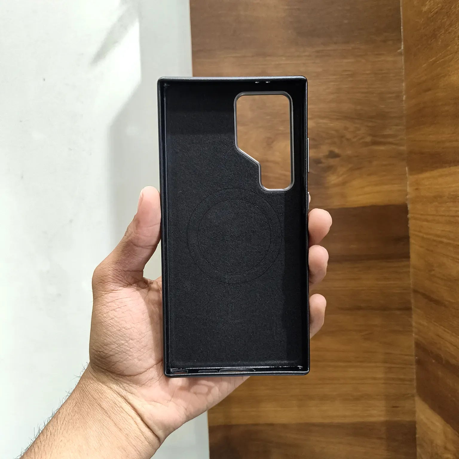 Cases & Covers PU Leather Texture Metal Button Magnetic Magsafe Case for Samsung S25 Ultra