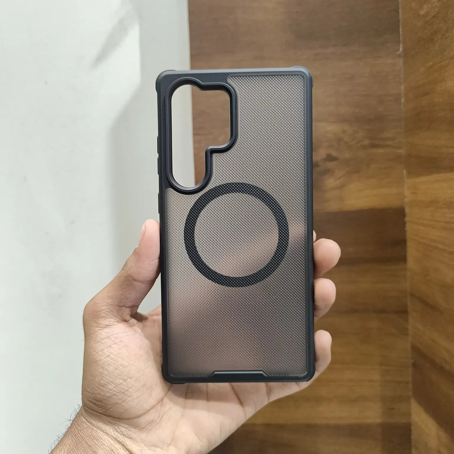 Cases & Covers Wutax Dot Armor PC + TPU Hard Case with Magnetic MagSafe for Samsung S25 Ultra